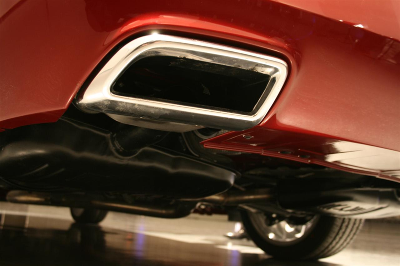 Illustration for article titled 2010 Buick LaCrosse: Blue Hair No More!